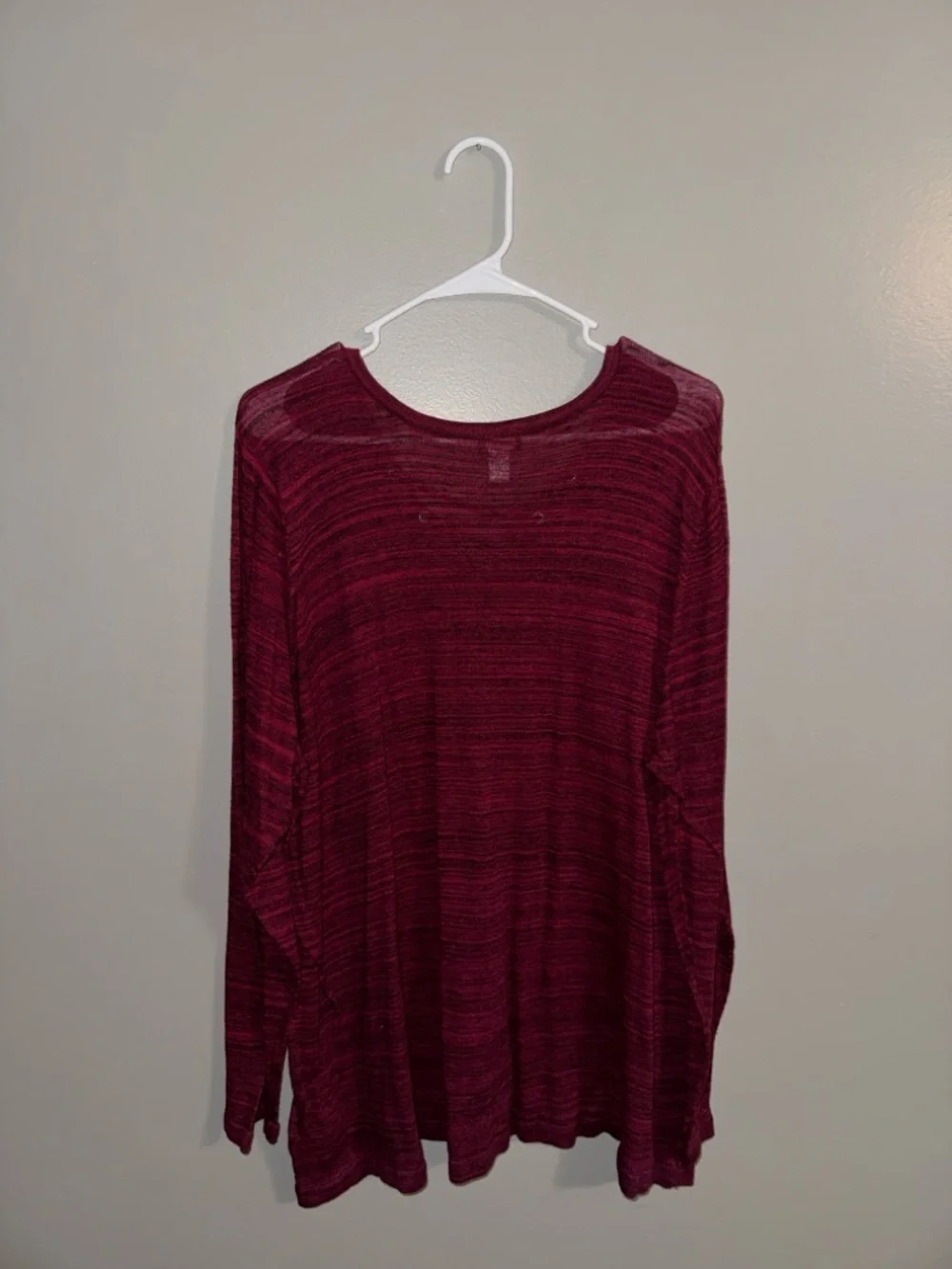 Women’s Basic Editions Top - Picture 4 of 4